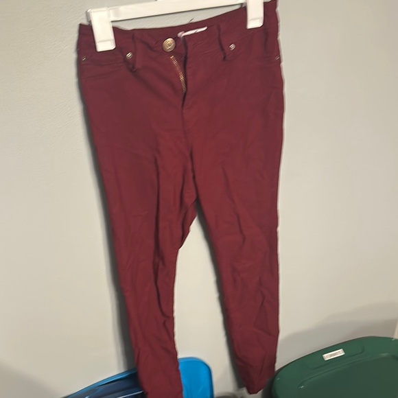 YMI Pants - YMI Women's Burgundy/Wine Skinny Pants Size Medium